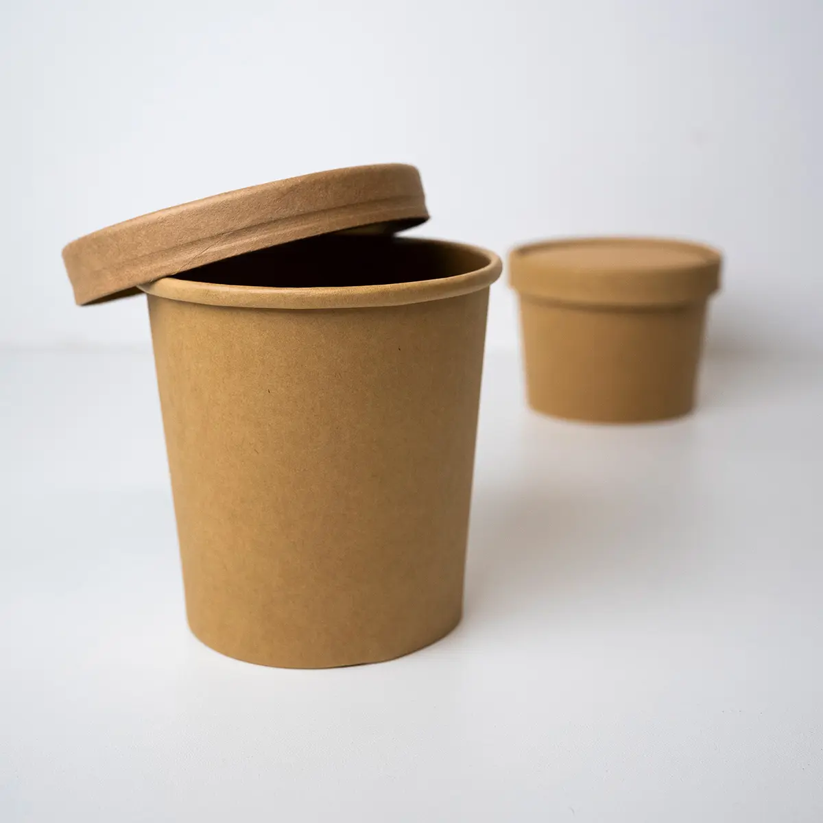 Set de 50 Bowls Kraft + Tapa Kraft (16oz)